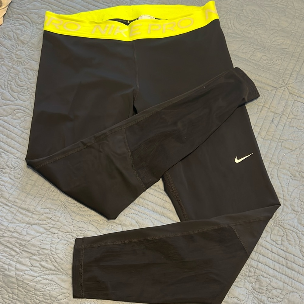 Nike leggings